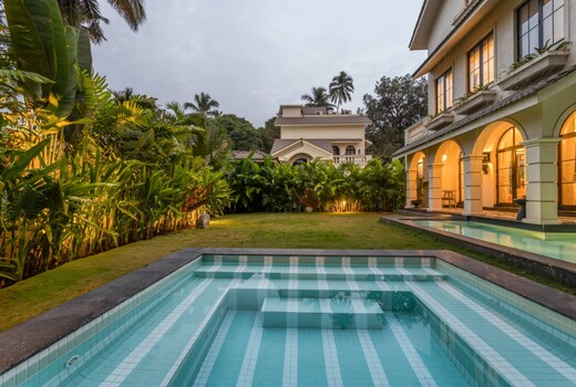 3BHK Villa with private pool, garden, and jacuzzi. Chef available.