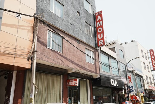 Hotel Amour