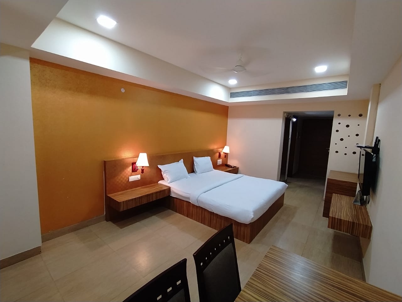 Magneto Club Rooms