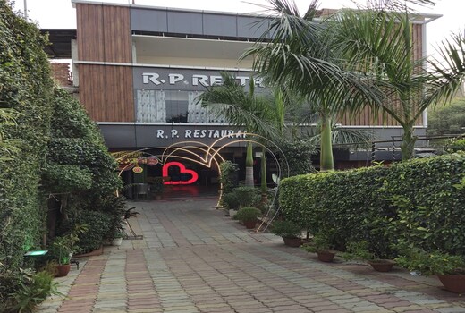 Utkarsh Hotel