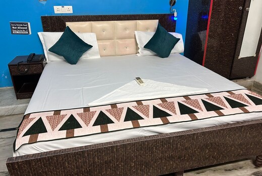 Hotel Shubh Inn Gomtinagar
