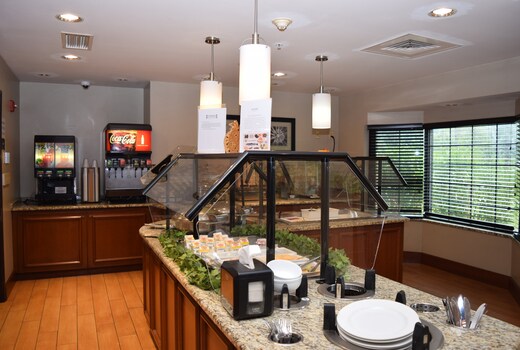Staybridge Suites Syracuse Liverpool
