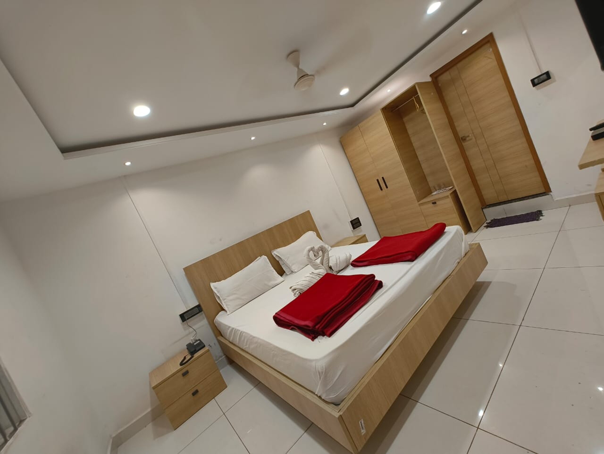 Shri Krishna Lodge