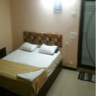 HOTEL SASHI GRAND