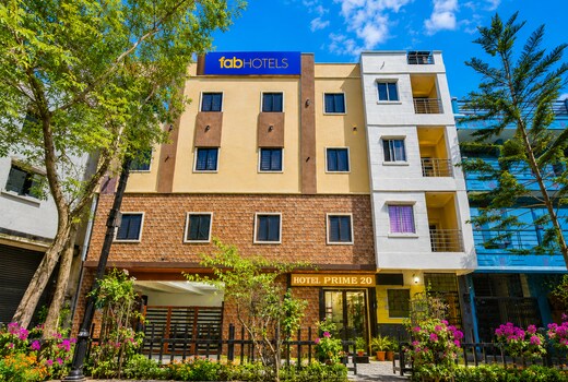 FabHotel Shaurya Palace, Pithampur