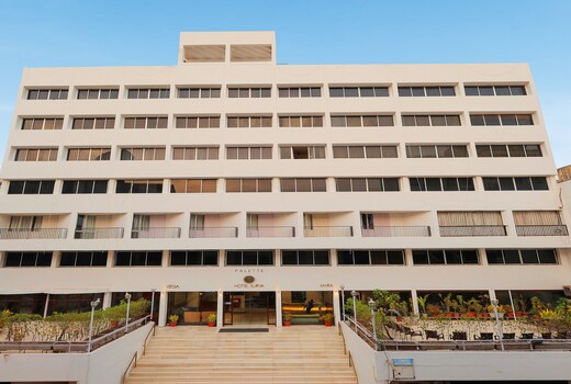 Palette Hotel Surya by CheckIn, Vadodara