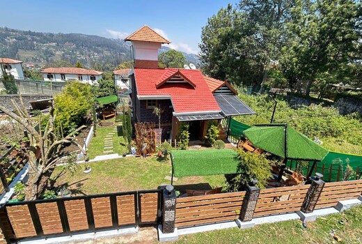 Cloud Holiday Villa