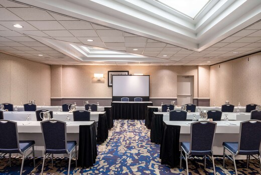 Embassy Suites by Hilton Baltimore Hunt Valley
