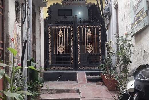 Nandini paying guest house