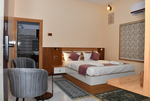 ABHIPSA-The Divine Guest House