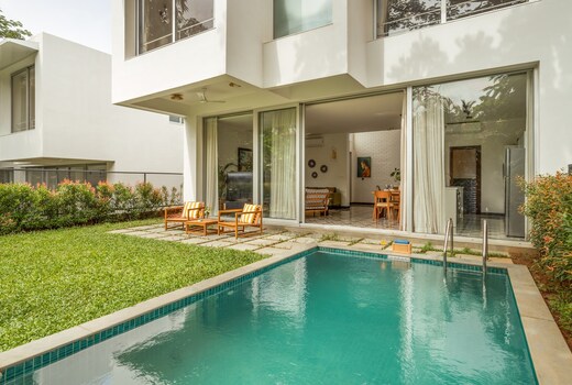 La Agueda by The Blue Kite-2BHK Pvt Pool Villa with Housekeping,5 min to Burger Factory Nerul(02)