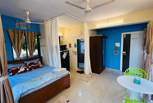 Avira Studio Private Stay for Couples Solo