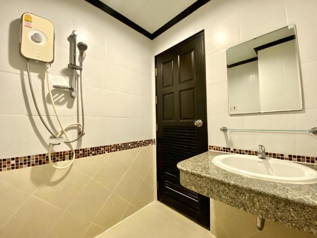 Lucky Residence