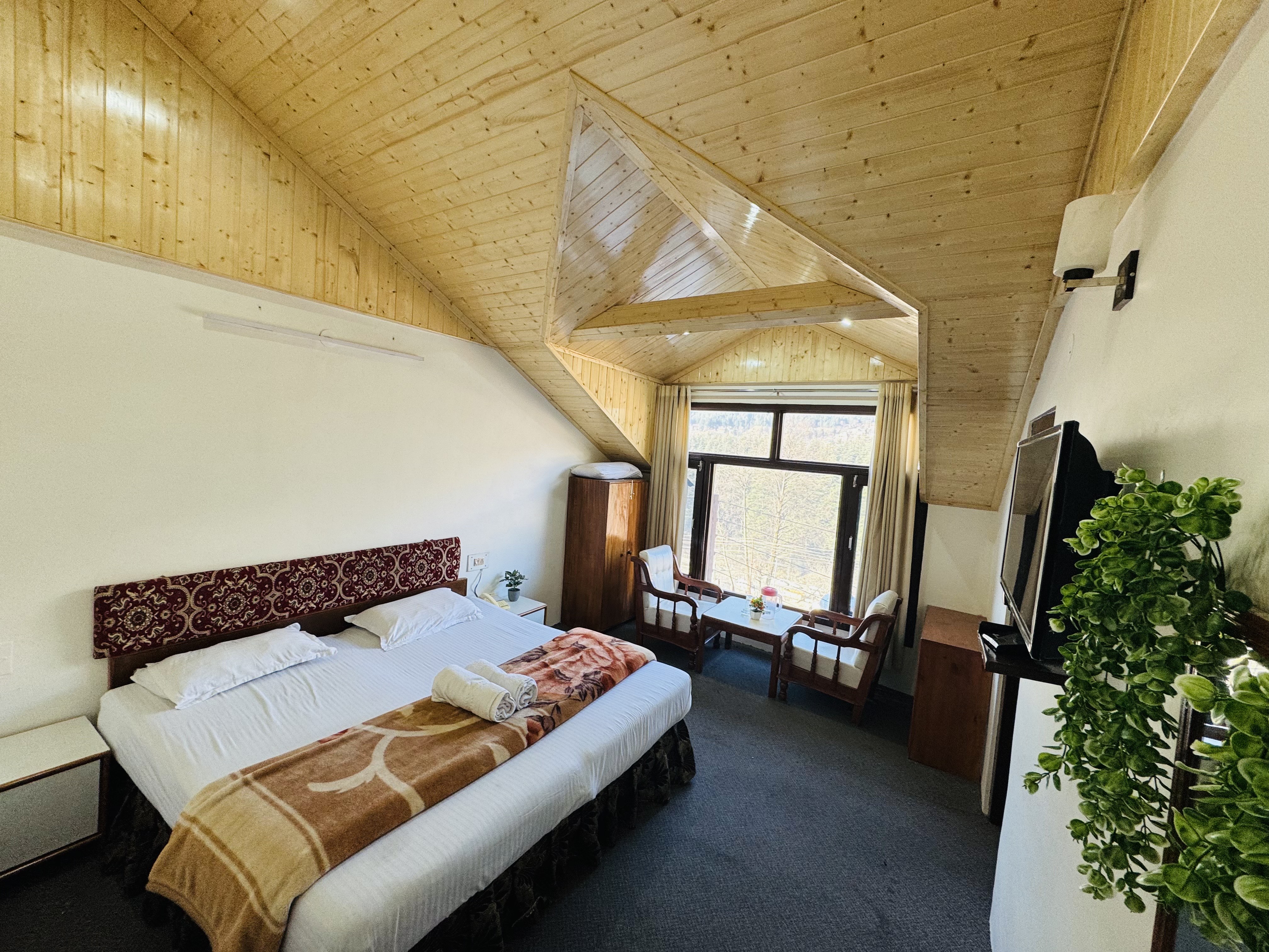 HOTEL SHASHANI