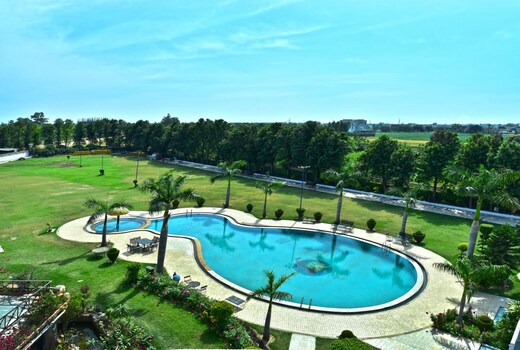 The Grand Lilly Resort