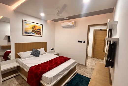 HOTEL G.R RESIDENCY
