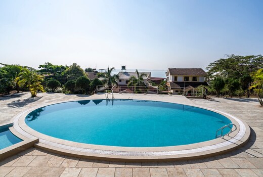 Staymaster Casa Rysa -Sea View 4BHK