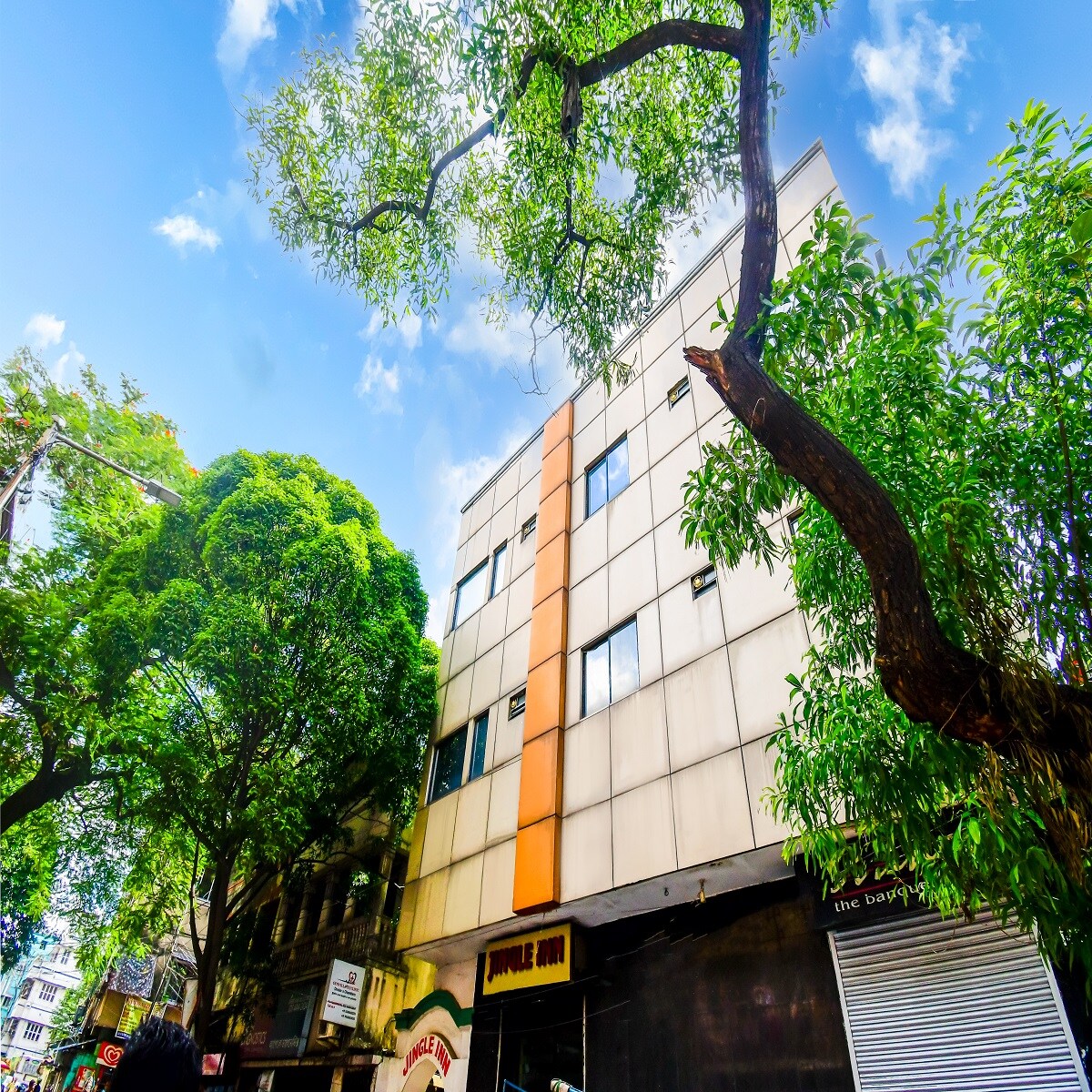 Hotel Jingle Inn