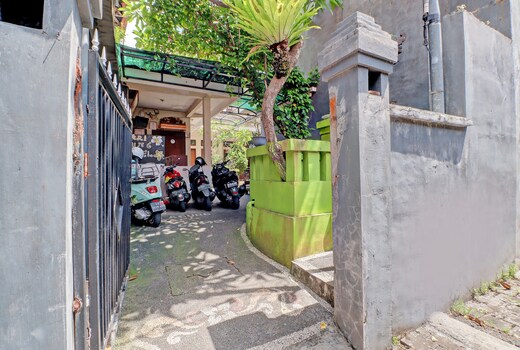 OYO 92017 Sari Agung Hotel