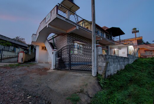 Silent De Coorg Homestay | Rooms & Caretaker