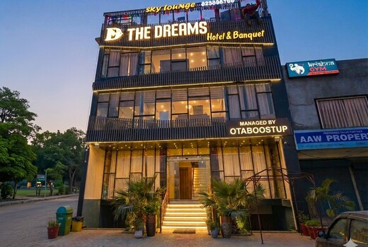 Hotel The Dream & Banquet