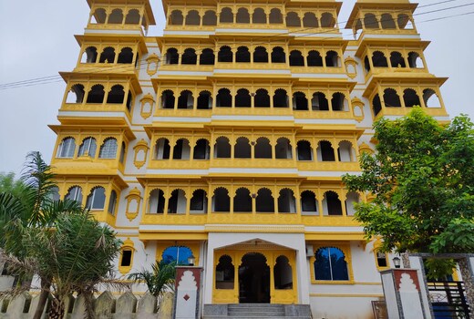 Hotel Brahma paradise (A heritage haveli )