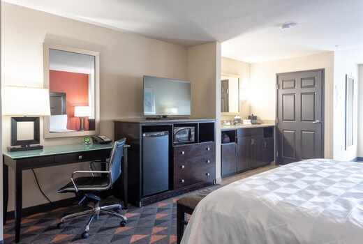 Holiday Inn Oceanside Camp Pendleton Area, an IHG Hotel
