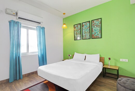 Collection O Shining Suites Near Erragadda Metro Station