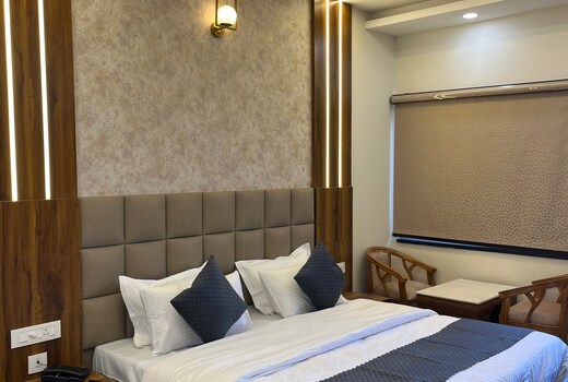 Hotel PS Residency