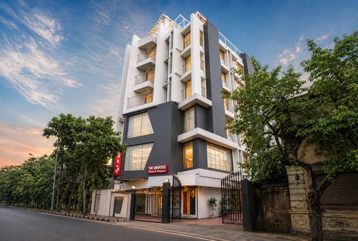 The Universe Hotel & Banquet