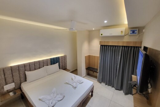 HOTEL SAI SUDHA EXECUTIVE