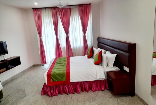 HOTEL GRAND MADHAV PALACE