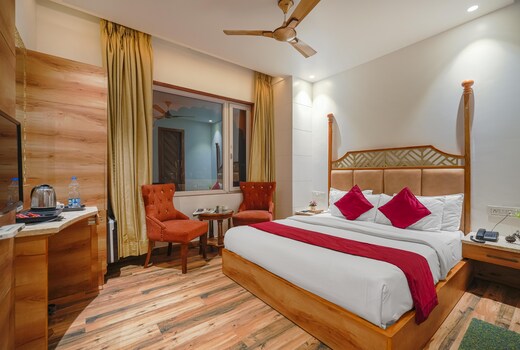 Hotel RV Golden - walking distance from Golden Temple