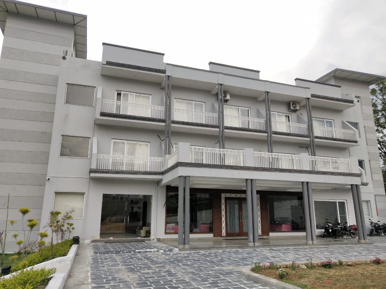 The Grand Kartikeye Hotel
