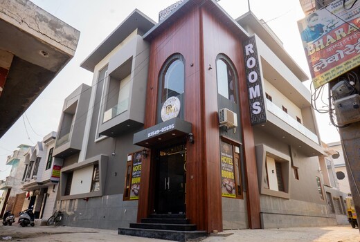 New Fateh Chand Da Hotel