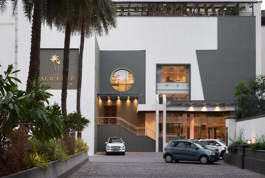 VIhang's Palm Club