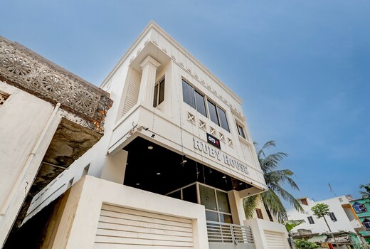 Hotel O Ruby House