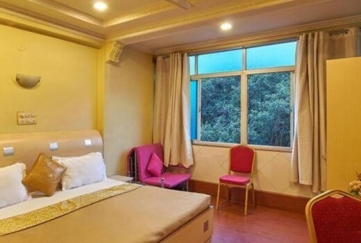 Hotel Tushar