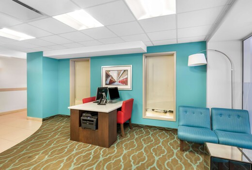 Best Western Plus Hotel Montreal