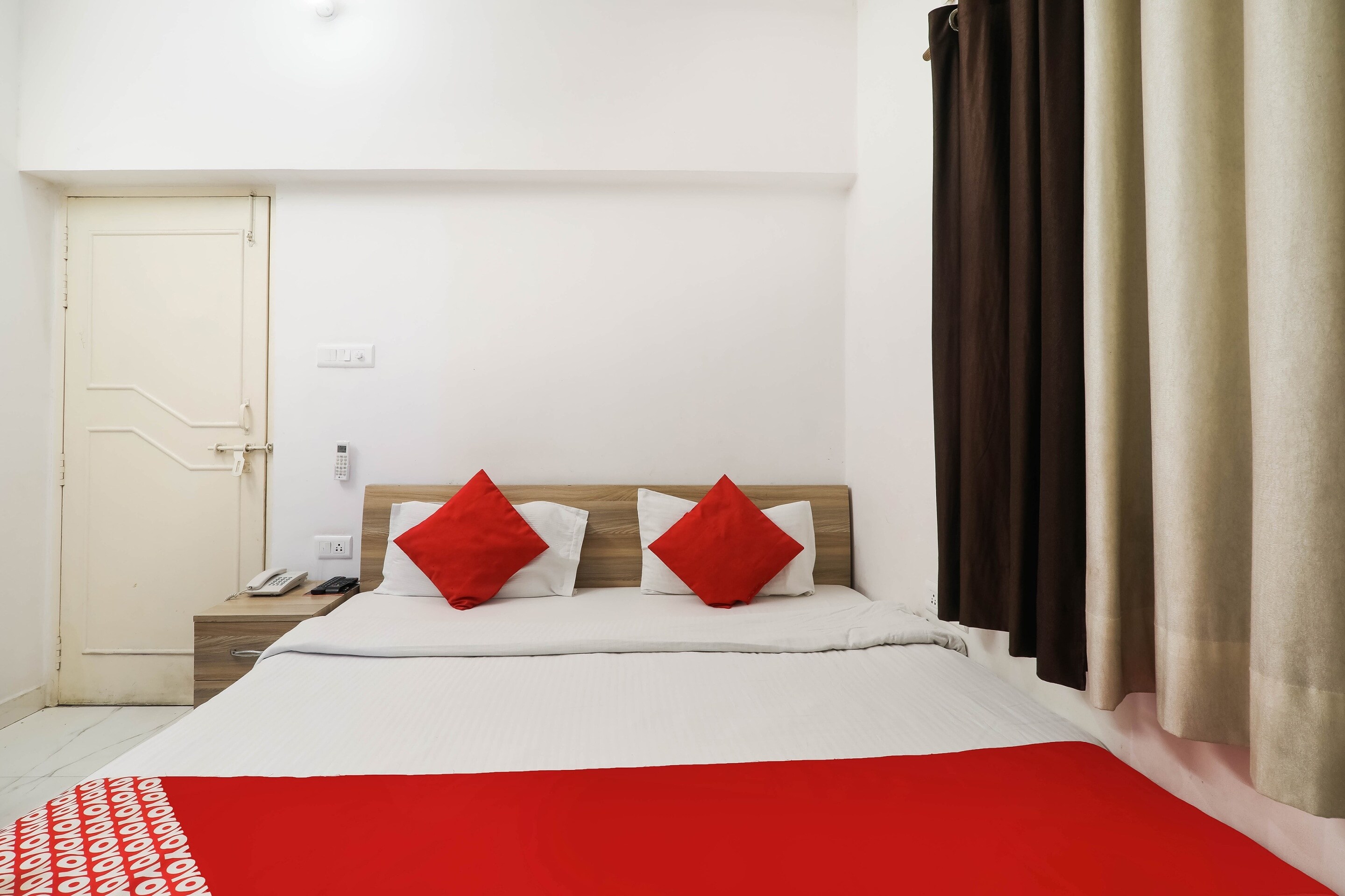 Hotel O Star Rooms