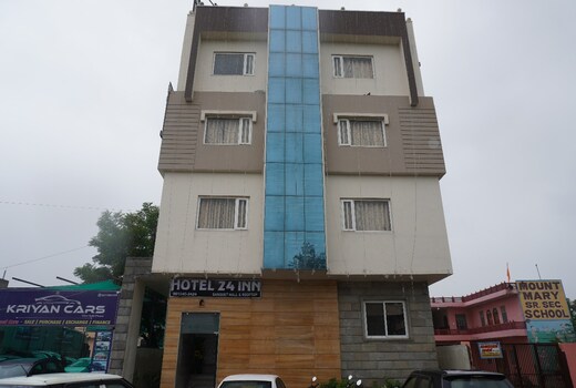 Hotel 24 Inn