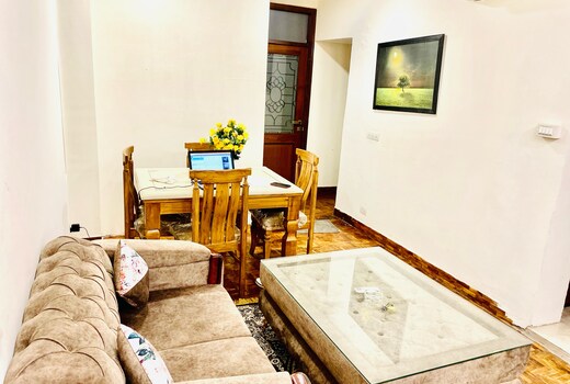 Fortune Home Service Apartment 3Bhk,1B,E-28, Saket