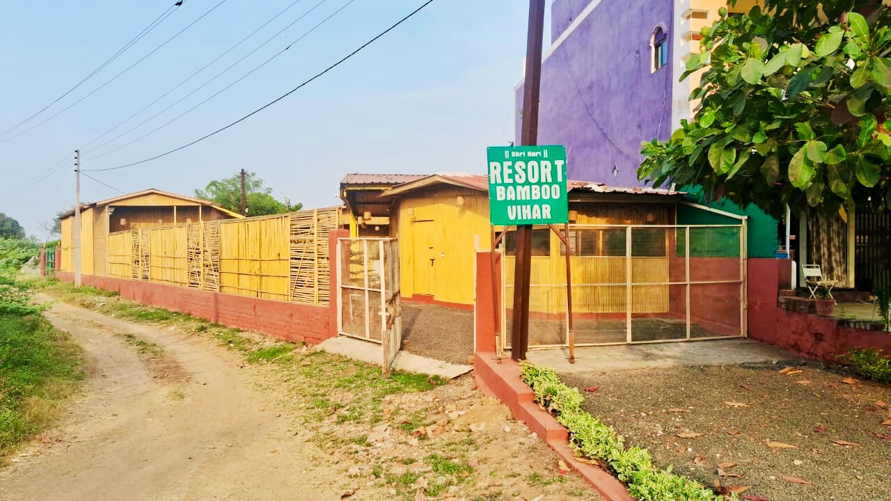 Resort Bamboo Vihar