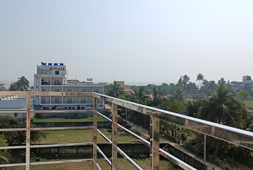 Shinning sand Beach Resort