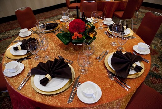 Crowne Plaza ANCHORAGE-MIDTOWN