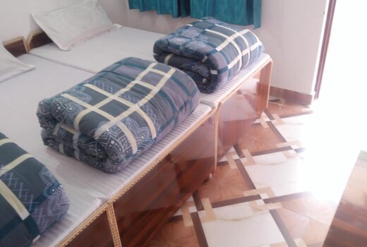 Dharmendra Homestay