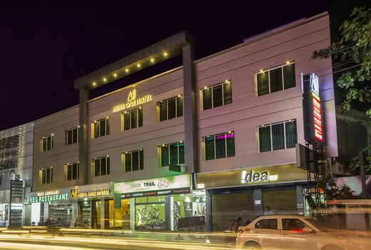AURA ONE HOTEL