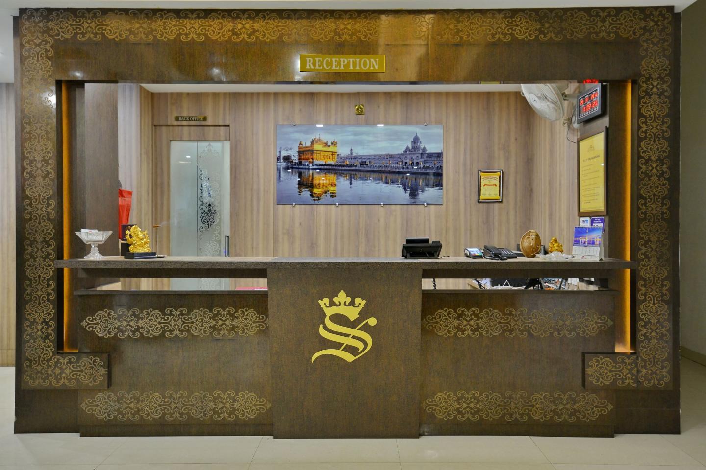 Hotel Samrat