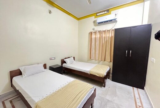HOTEL MANOKAMNA