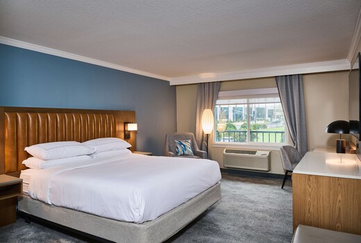 DoubleTree by Hilton Chatsworth